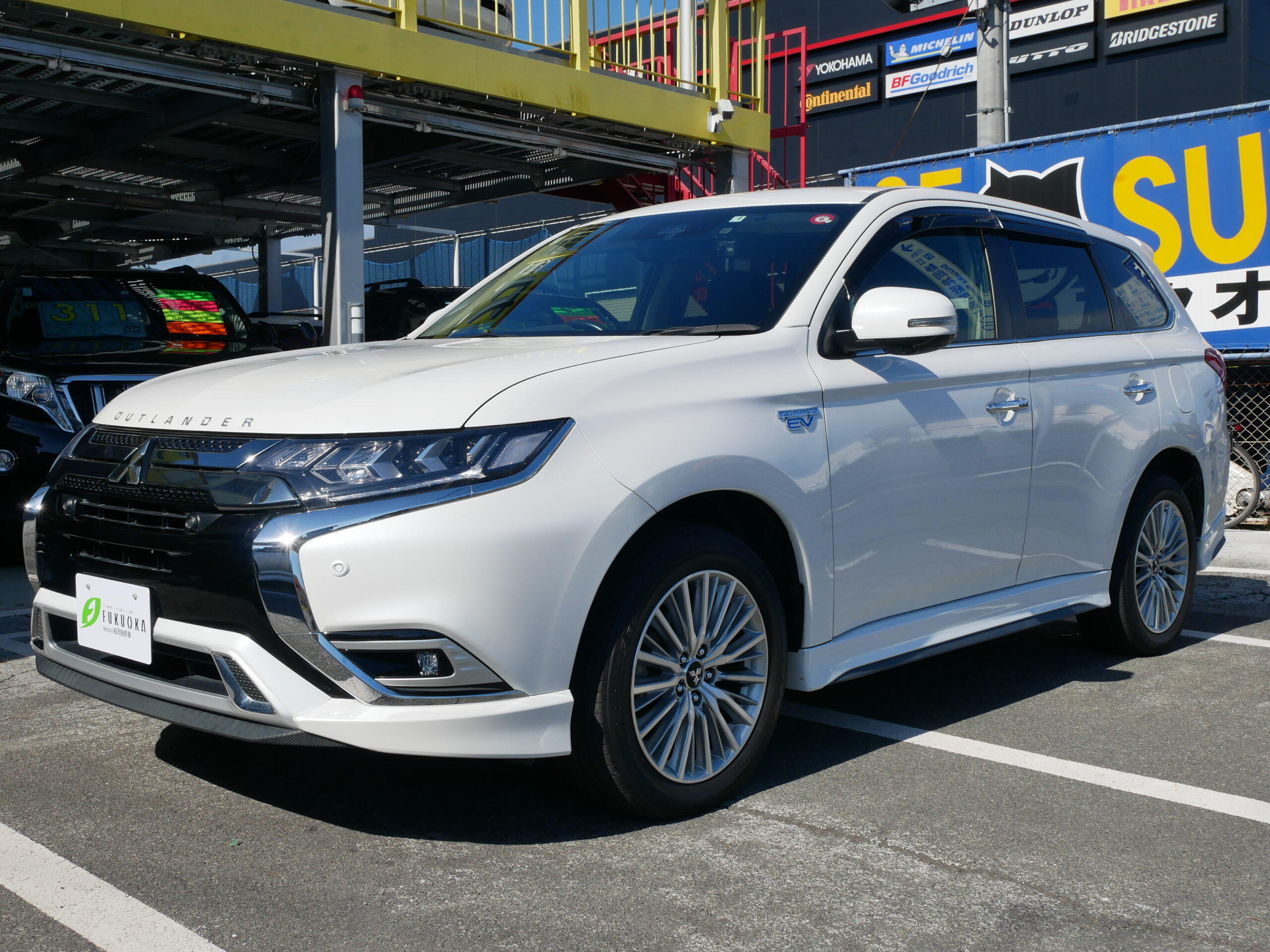 アウトランダーPHEV　Gプラスパッケージ